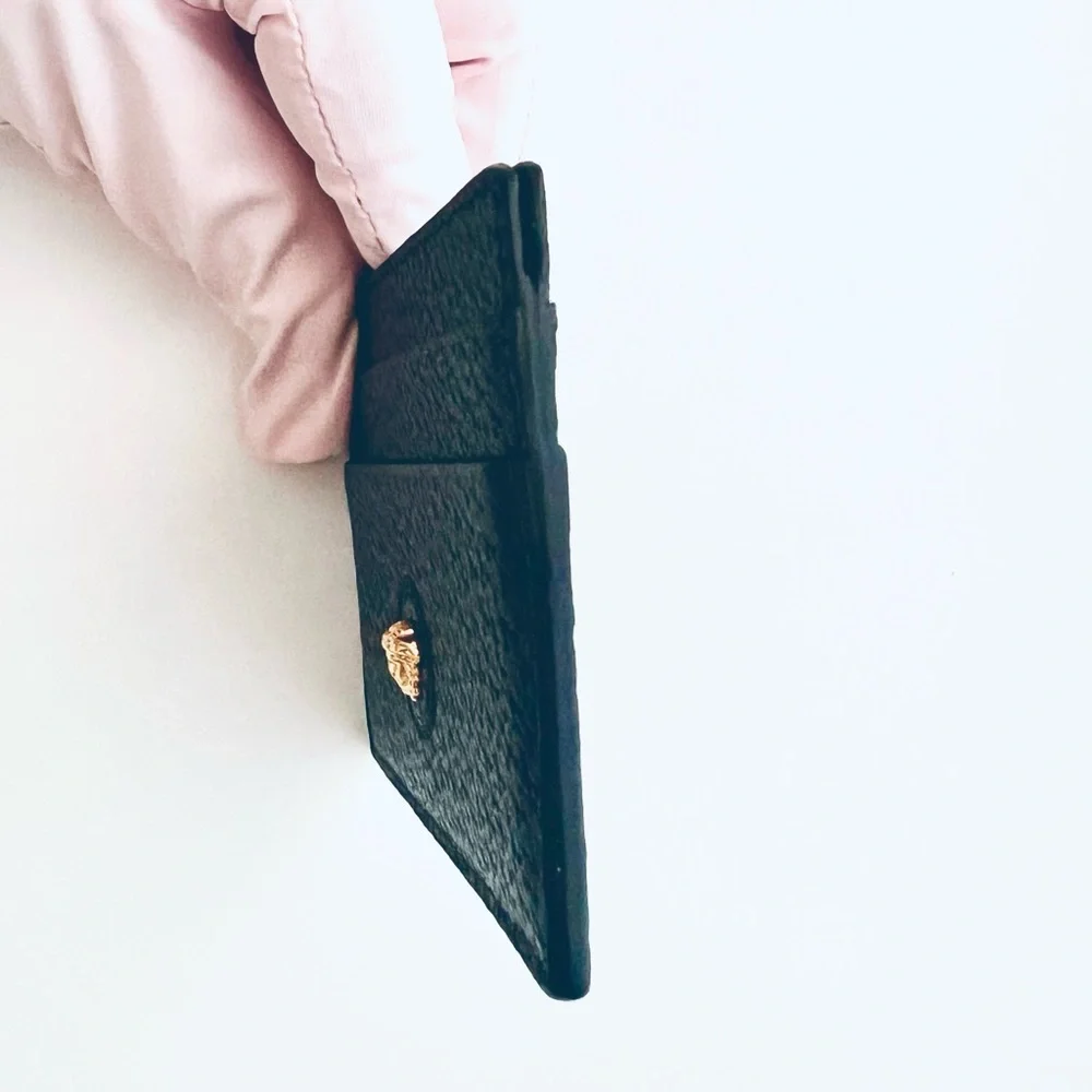 🔥 VERSACE Black Card Holder with Gold Medusa Emblem.